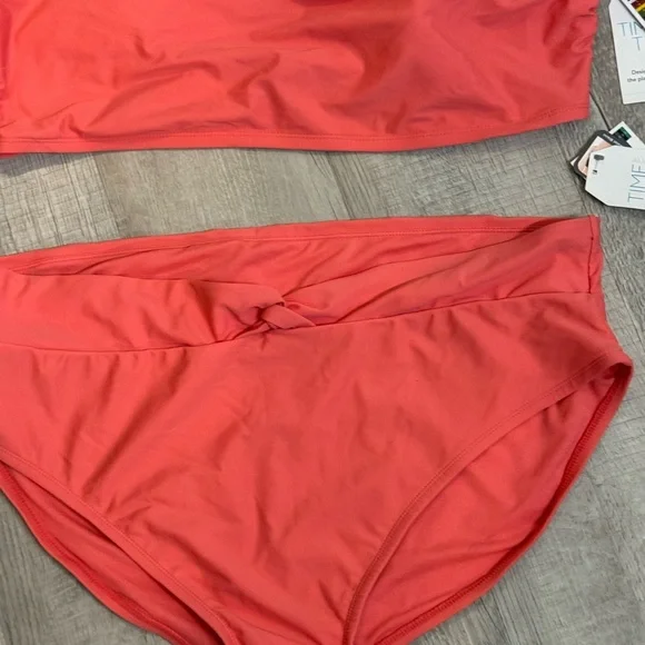 Women’s plus size bikini swim suit size 3X brand new with tags - Picture 5 of 11